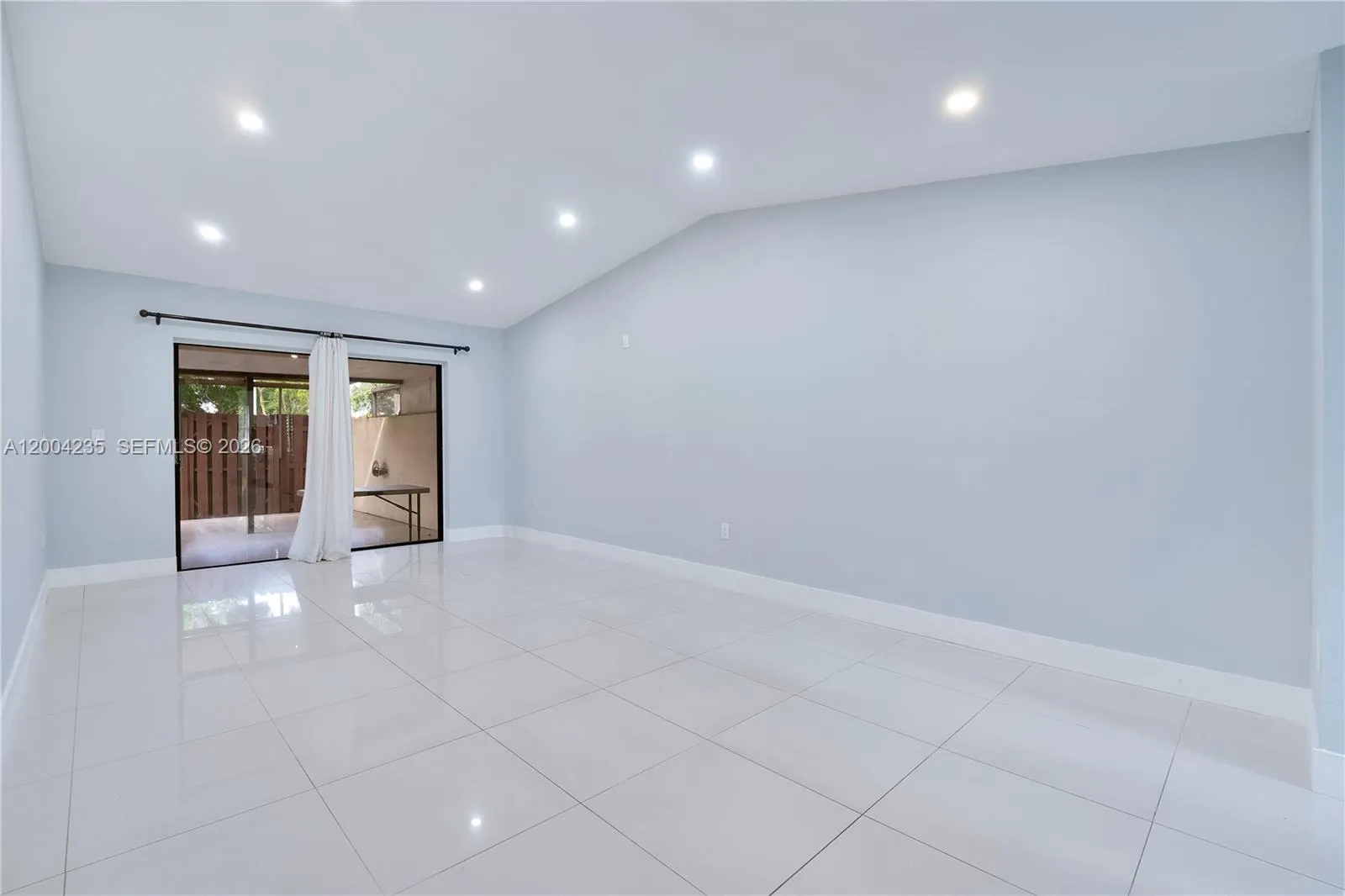 5222 SW 139th Pl, Miami FL 33175