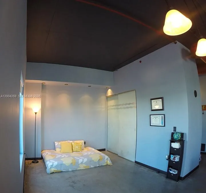 10 SW South River Dr # 611, Miami FL 33130