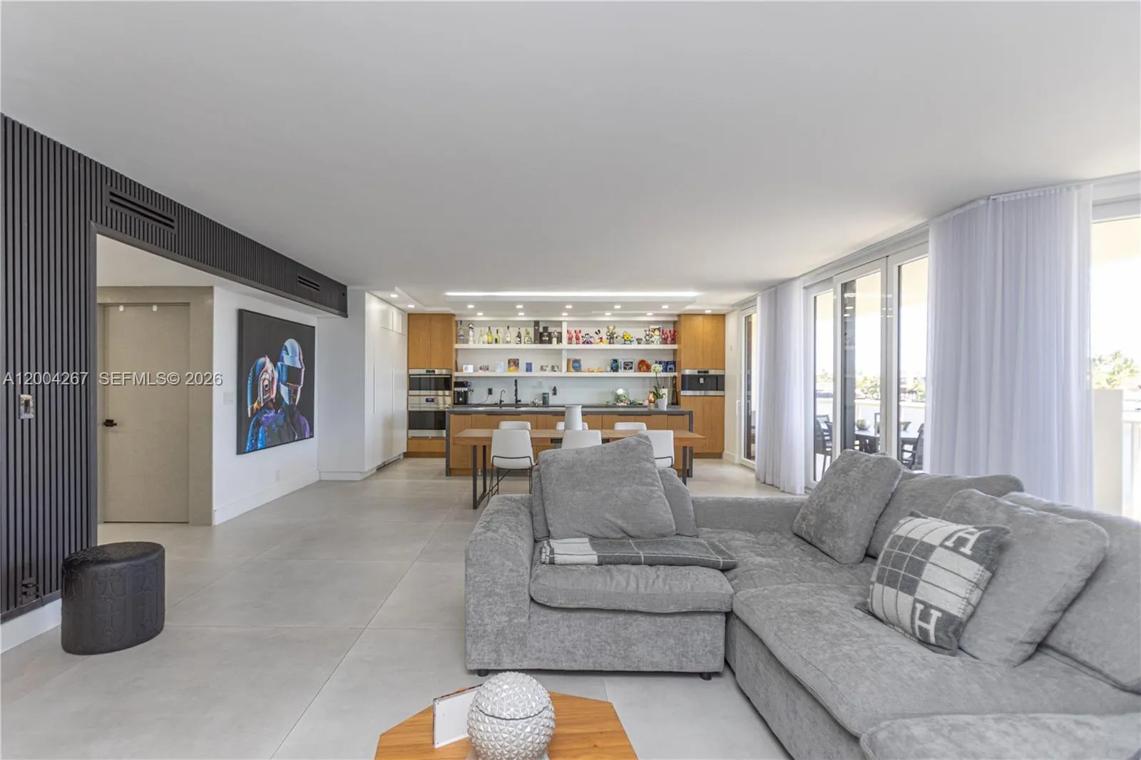 20191 E Country Club Dr, Aventura FL 33180