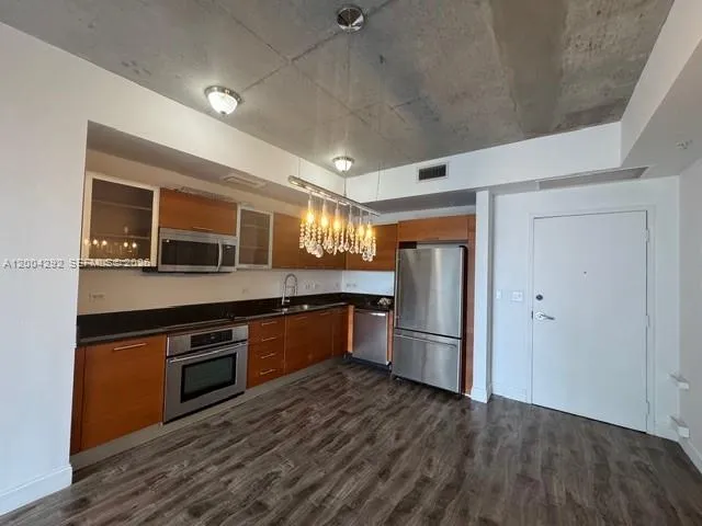 3470 E Coast Ave # H0505, Miami FL 33137