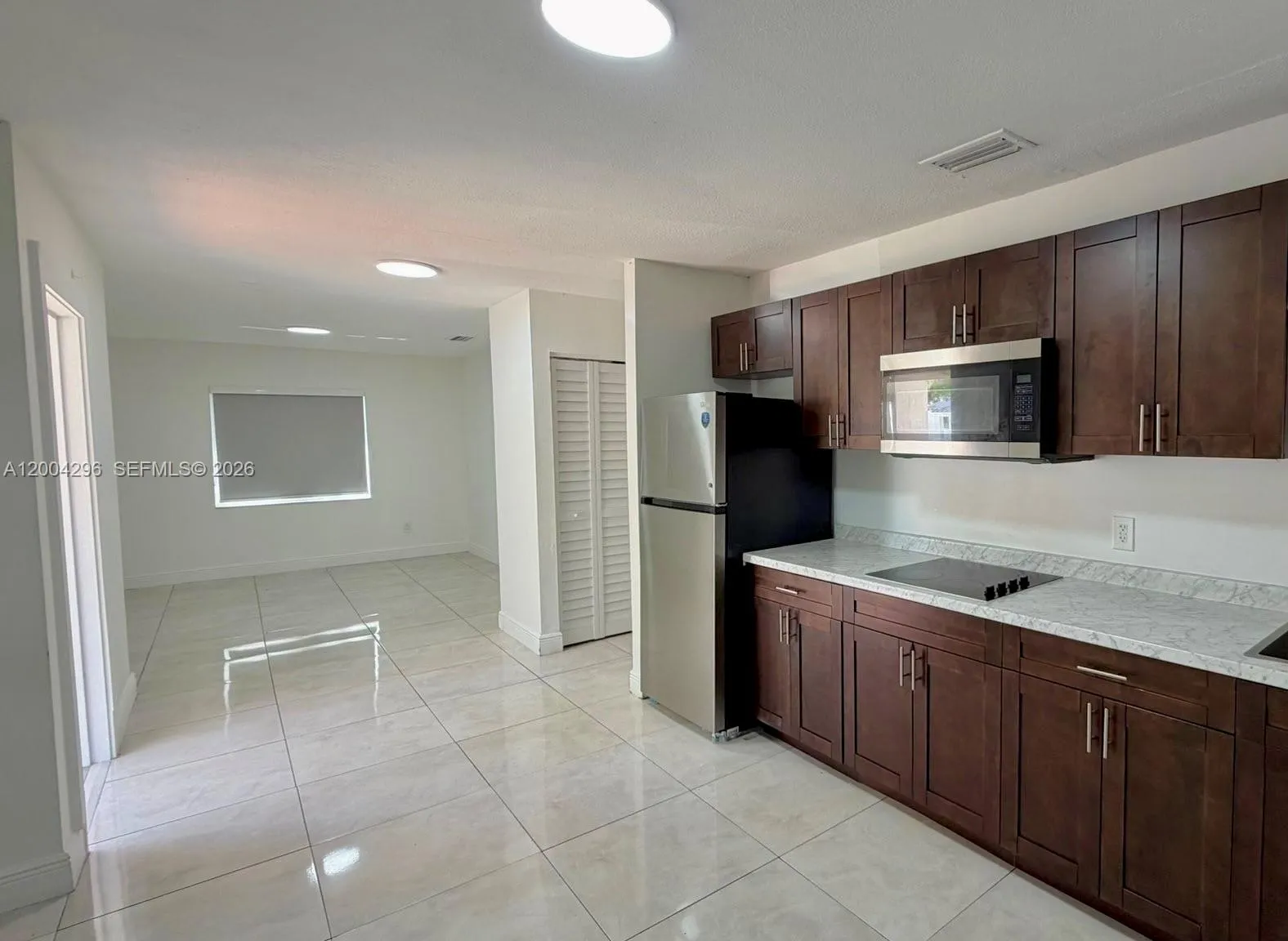 2803 SW 26th St, Miami FL 33133