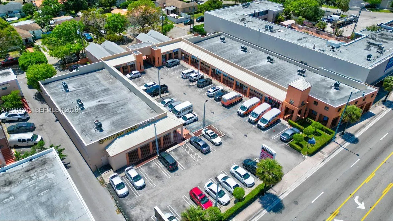 5870 SW 8th St, West Miami FL 33144