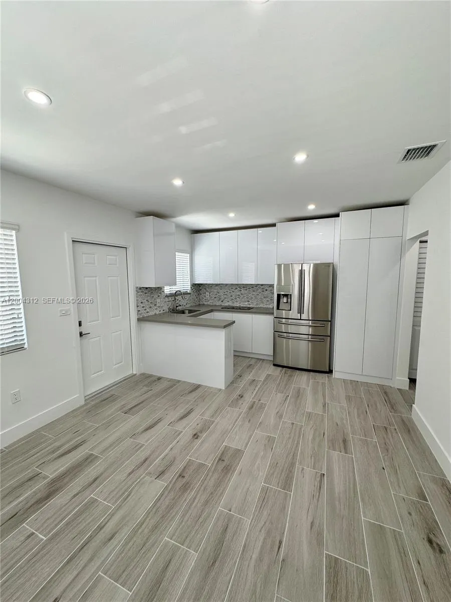 551 SW 57th Ave # 1, Miami FL 33144