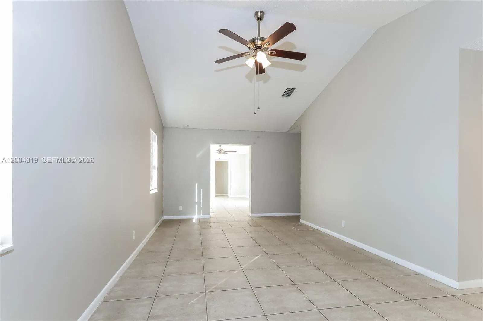 10404 Oliver Ln, Royal Palm Beach FL 33411