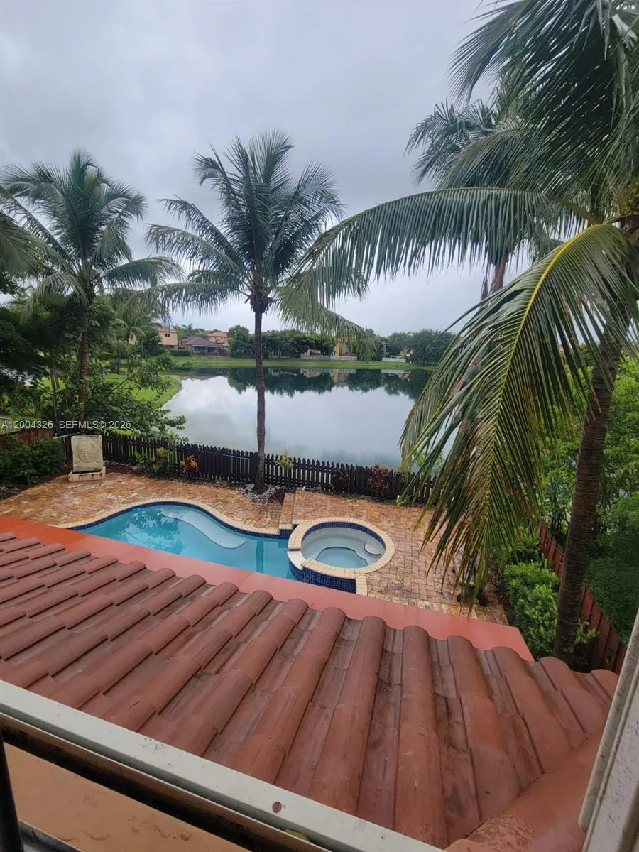 2614 NE 41st Rd, Homestead FL 33033