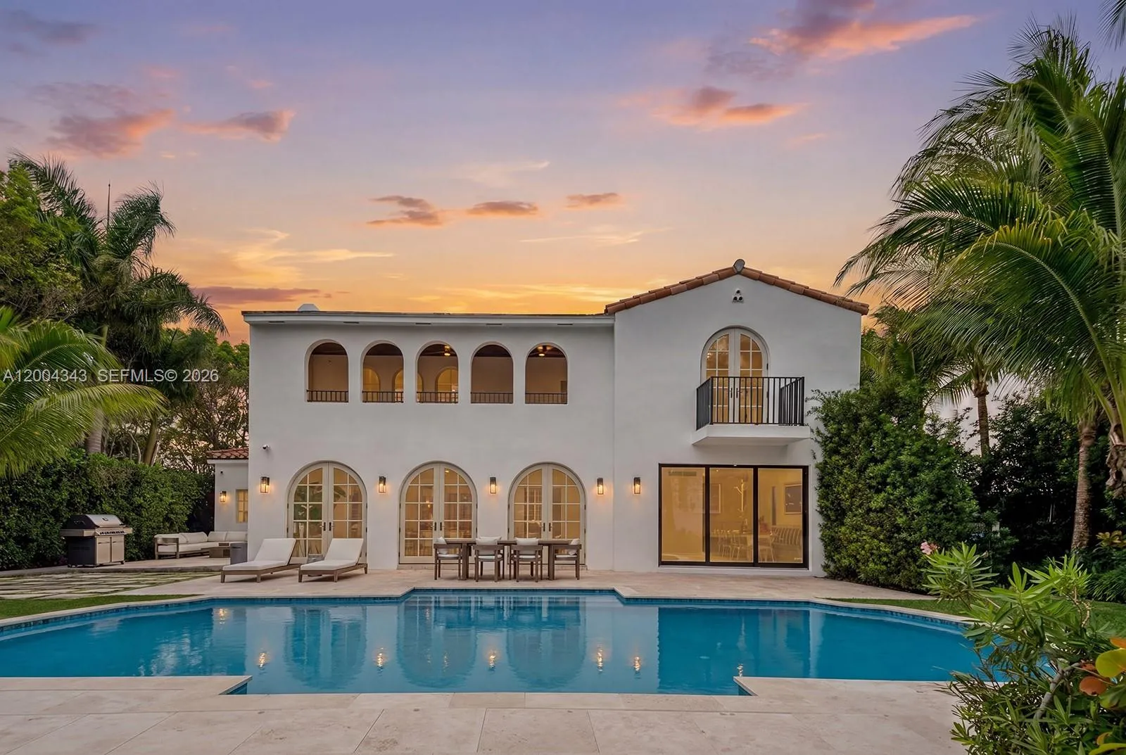 5763 Pine Tree Dr, Miami Beach FL 33140