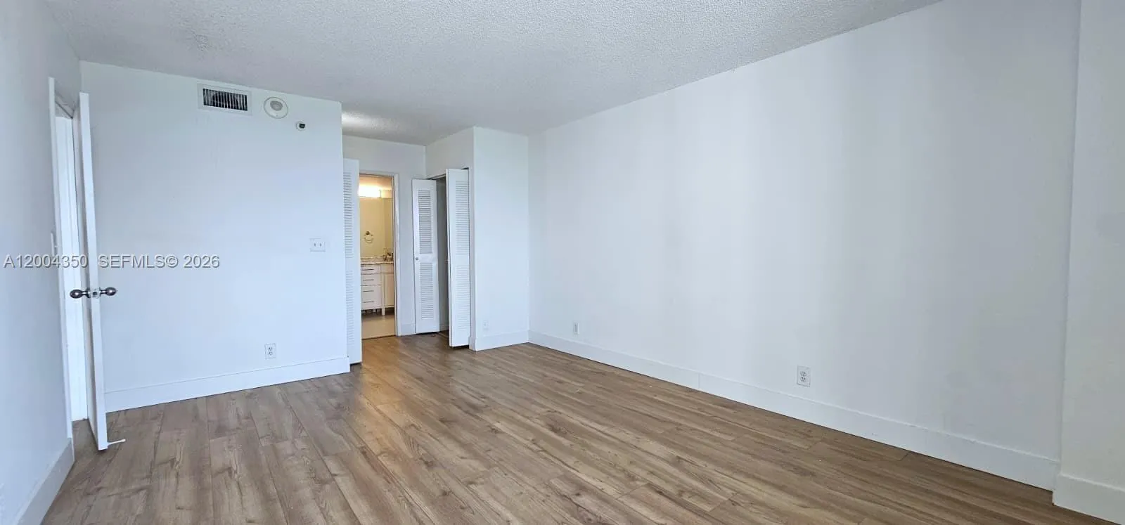 3300 NE 192nd St # 1503, Aventura FL 33180