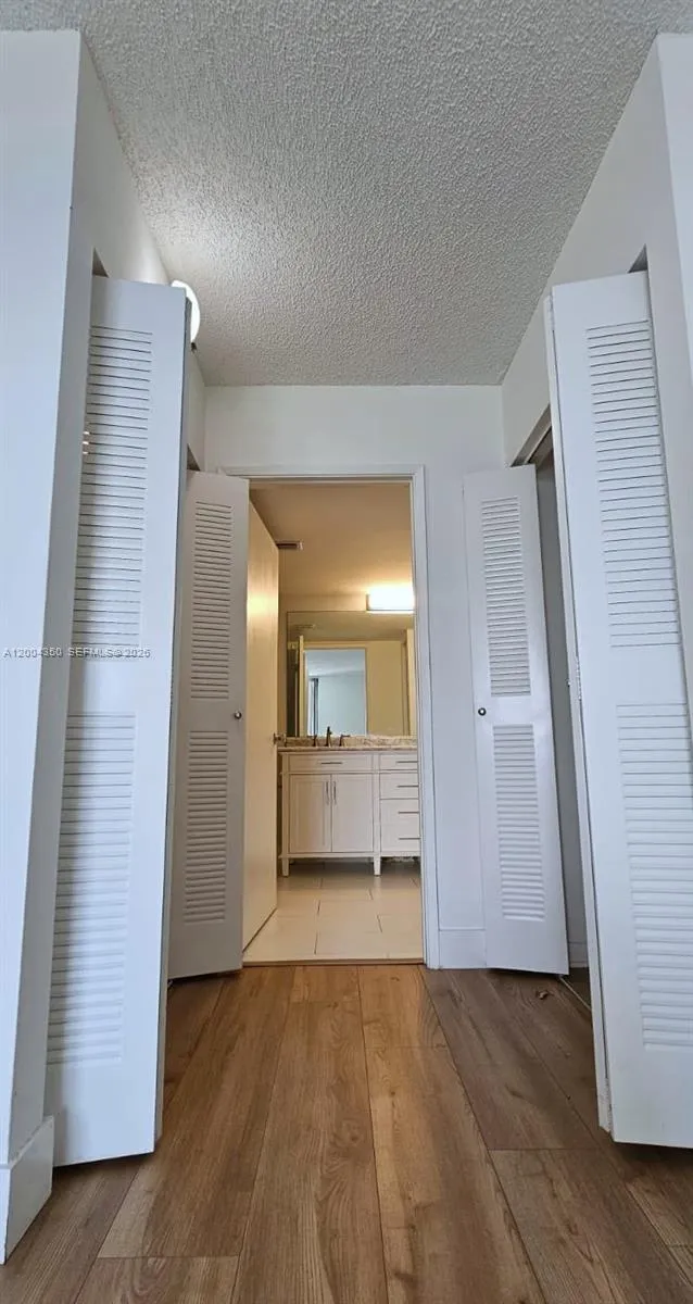 3300 NE 192nd St # 1503, Aventura FL 33180