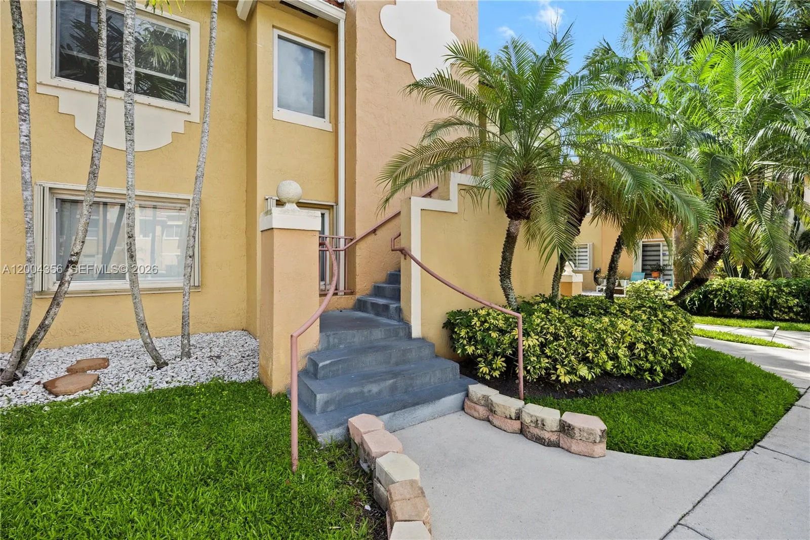 631 NW 79th Ter # 204, Pembroke Pines FL 33024