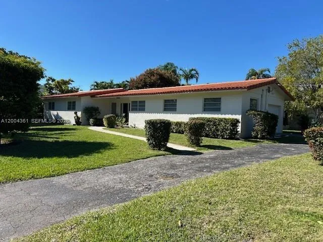 2500 SW 58th Ave, Miami FL 33155