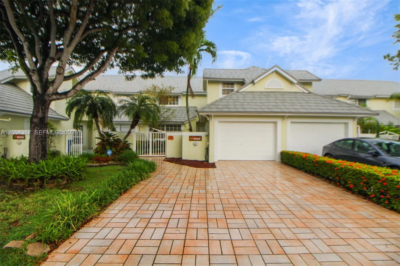 9929 NW 49th Ter, Doral FL 33178