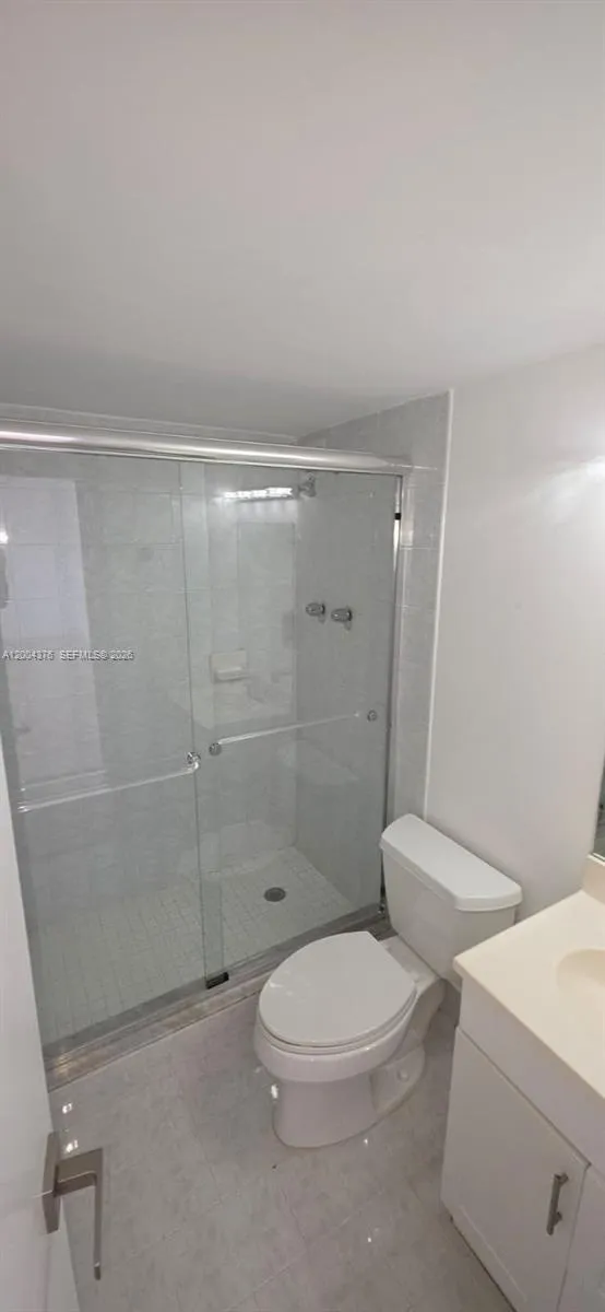 2750 NE 183rd St # 2010, Aventura FL 33160