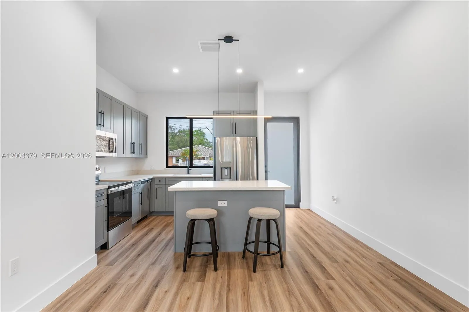 4519 NW 3th St, Miami FL 33126