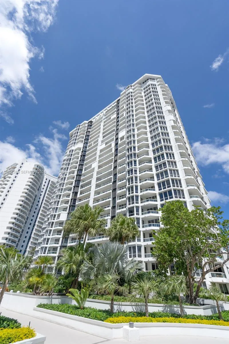 21150 E Point Pl # 904, Aventura FL 33180