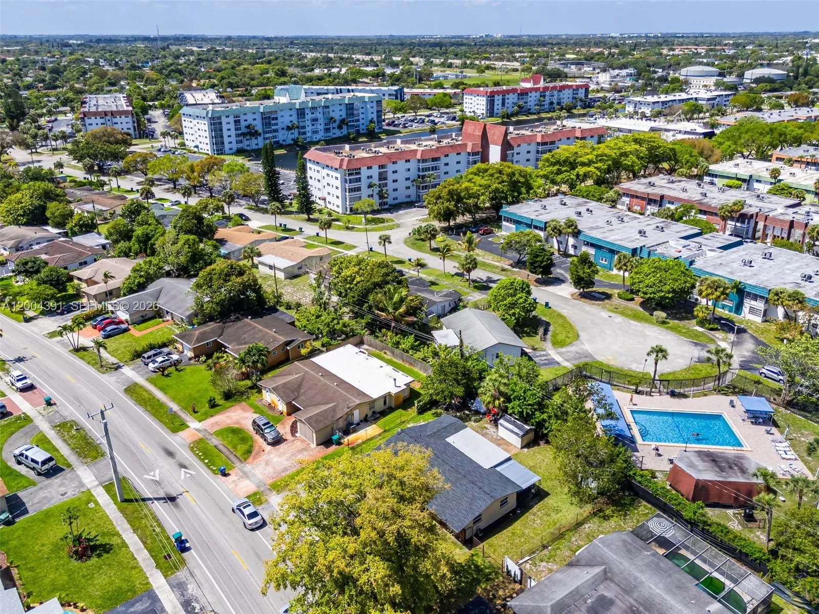 2321 NW 47th Ave, Lauderhill FL 33313