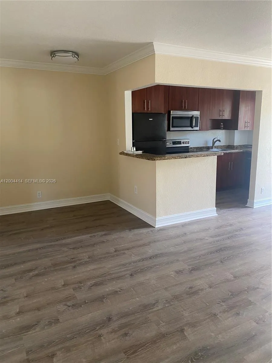 1400 NE 56th St # 111, Fort Lauderdale FL 33334
