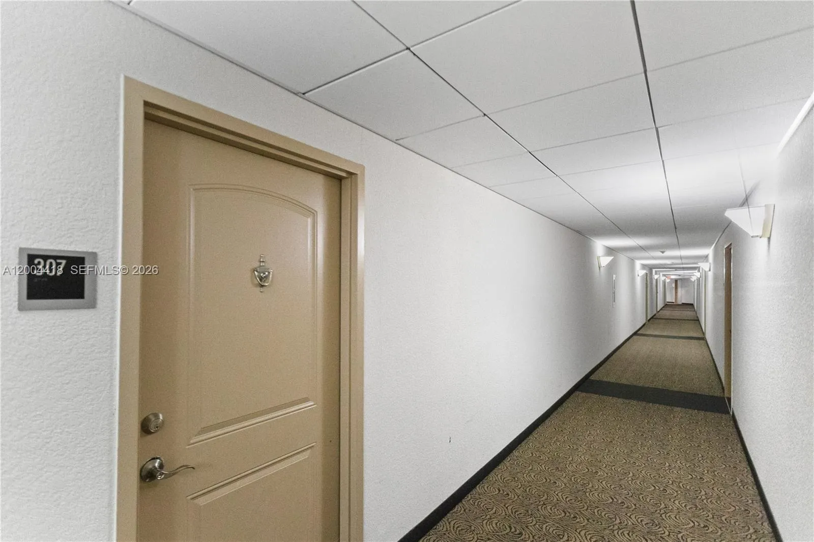 100 Bayview Dr # 307, Sunny Isles Beach FL 33160