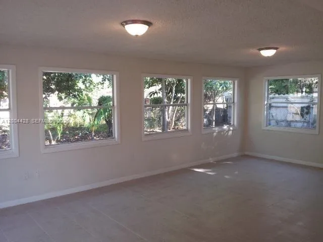 5970 NW 42nd Ter, North Lauderdale FL 33319