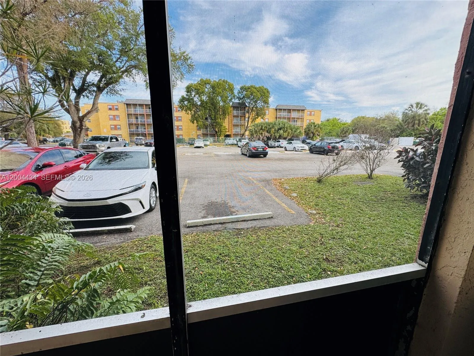 2800 NW 56th Ave # D102, Lauderhill FL 33313