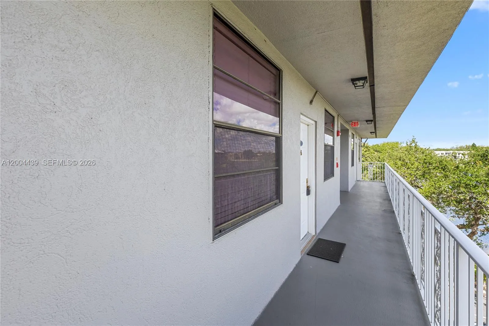 1524 Whitehall Dr # 405, Davie FL 33324