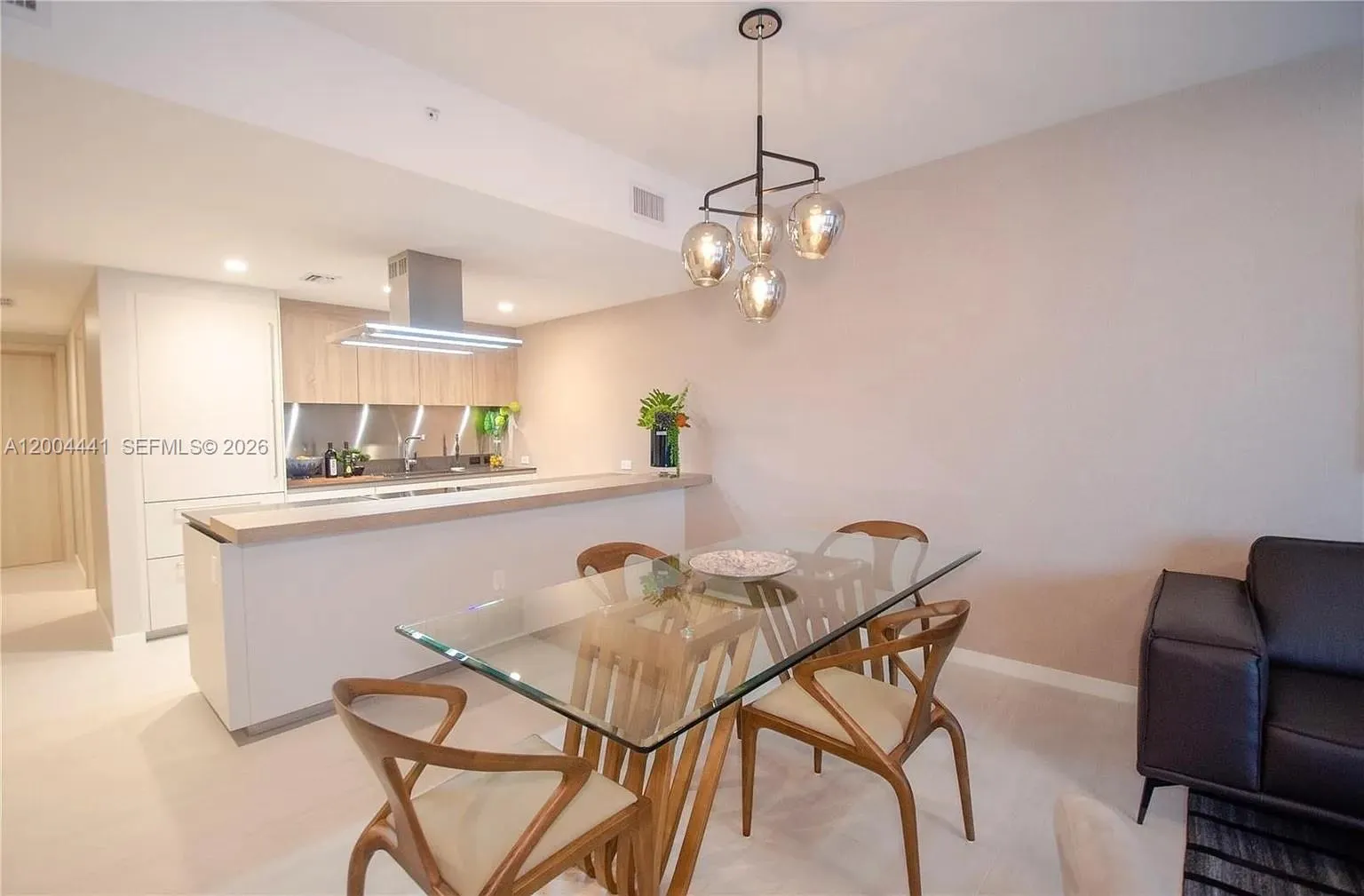 1000 Brickell Plz # 4207, Miami FL 33131