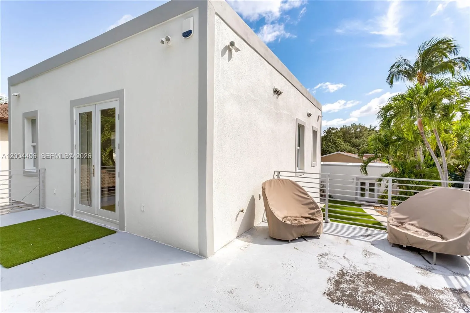 152 SW 20th Rd, Miami FL 33129