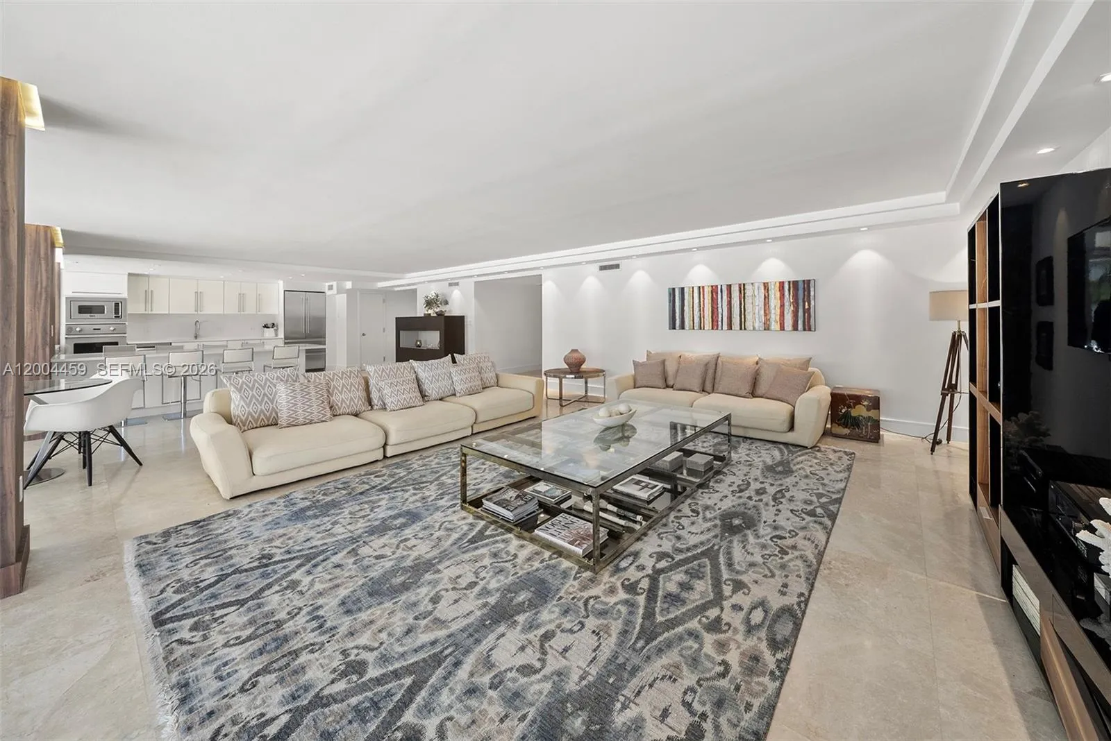 600 Grapetree Dr, Key Biscayne FL 33149