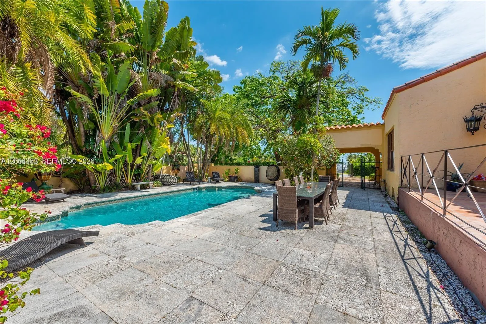 1036 NE 89th St, Miami FL 33138