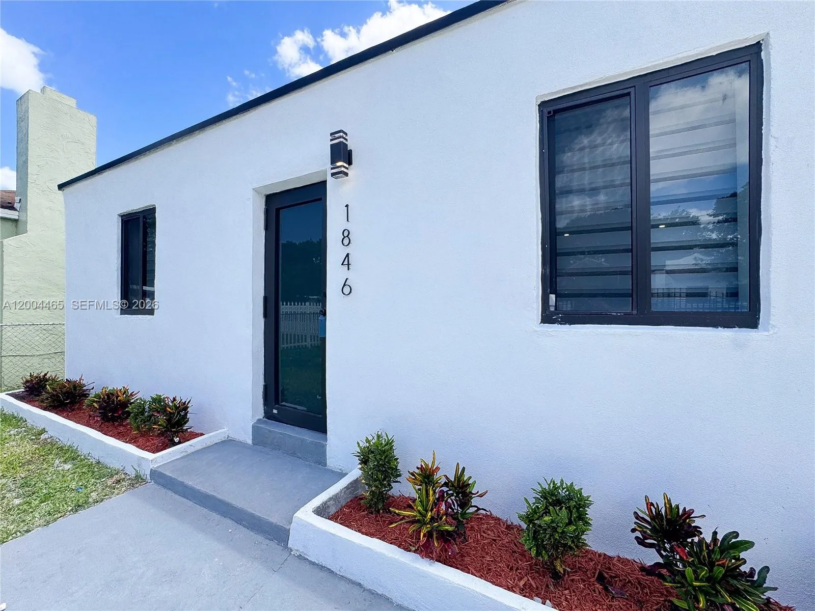 1846 NW 49th St, Miami FL 33142