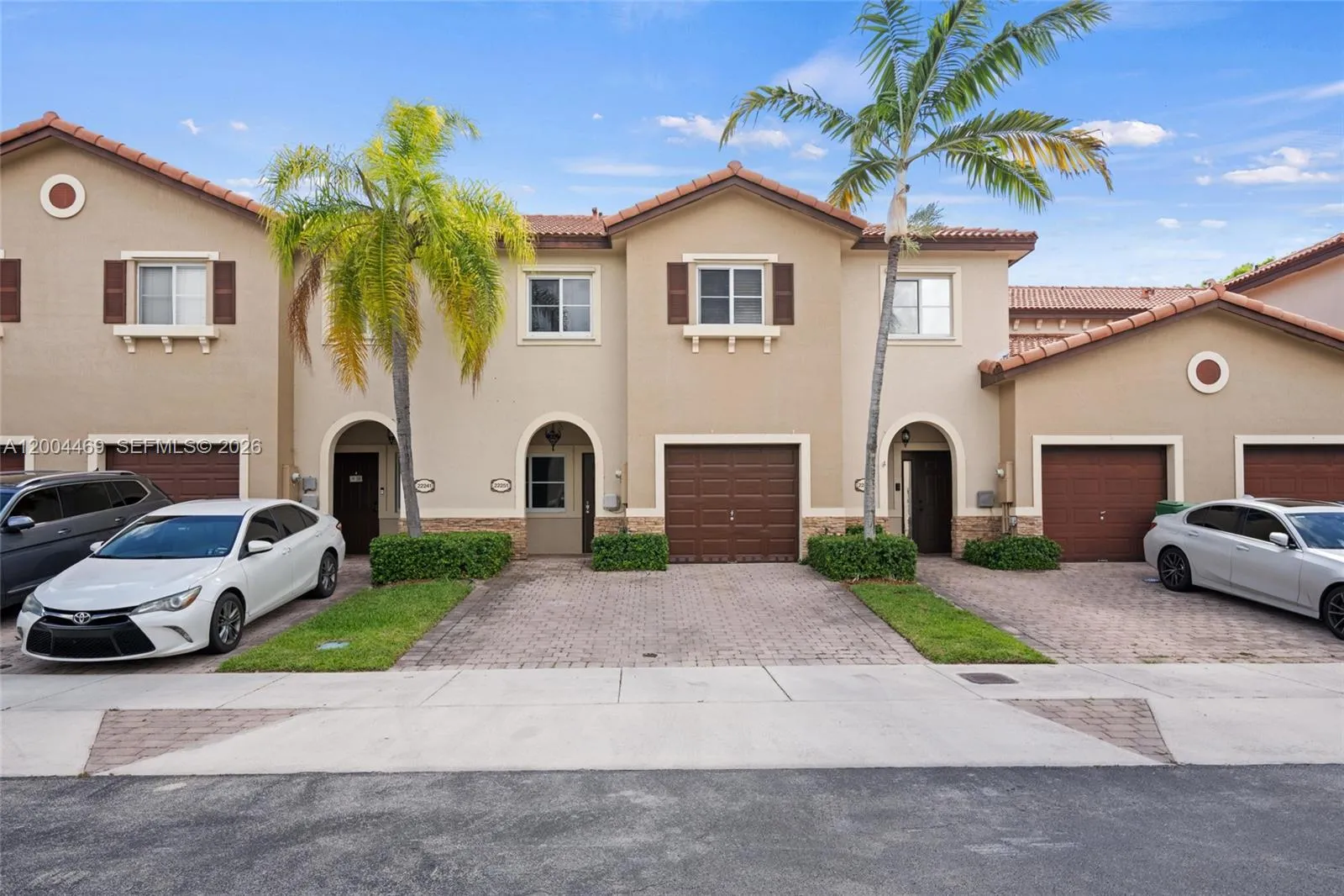 22251 SW 88th Path, Cutler Bay FL 33190