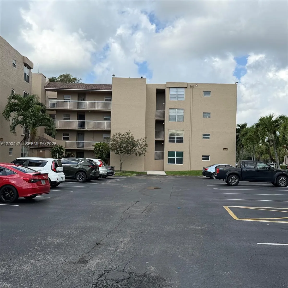 9440 Tangerine Pl # 206, Davie FL 33324