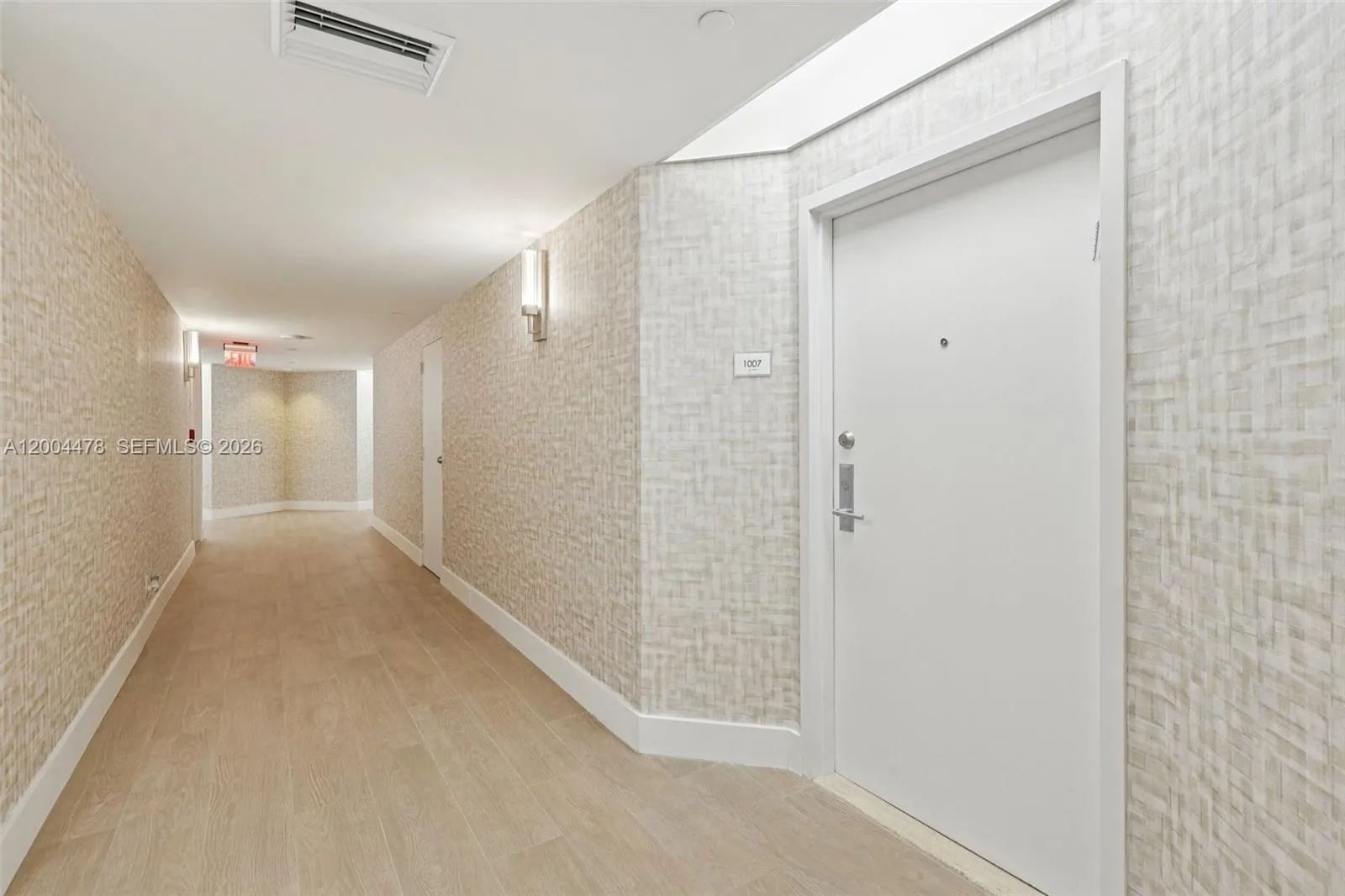 3640 Yacht Club Dr # 1007, Aventura FL 33180