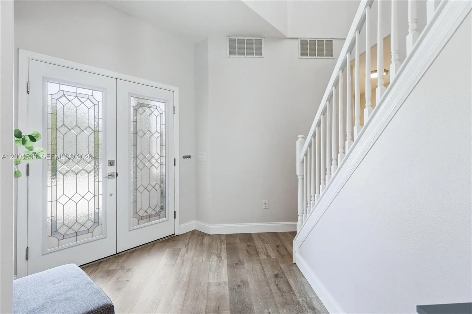 674 Clear Creek Drive, Sarasota FL 34229