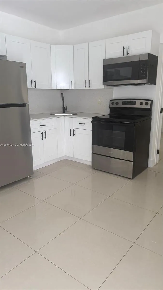 1800 NW 18th Ter # 2, Miami FL 33125