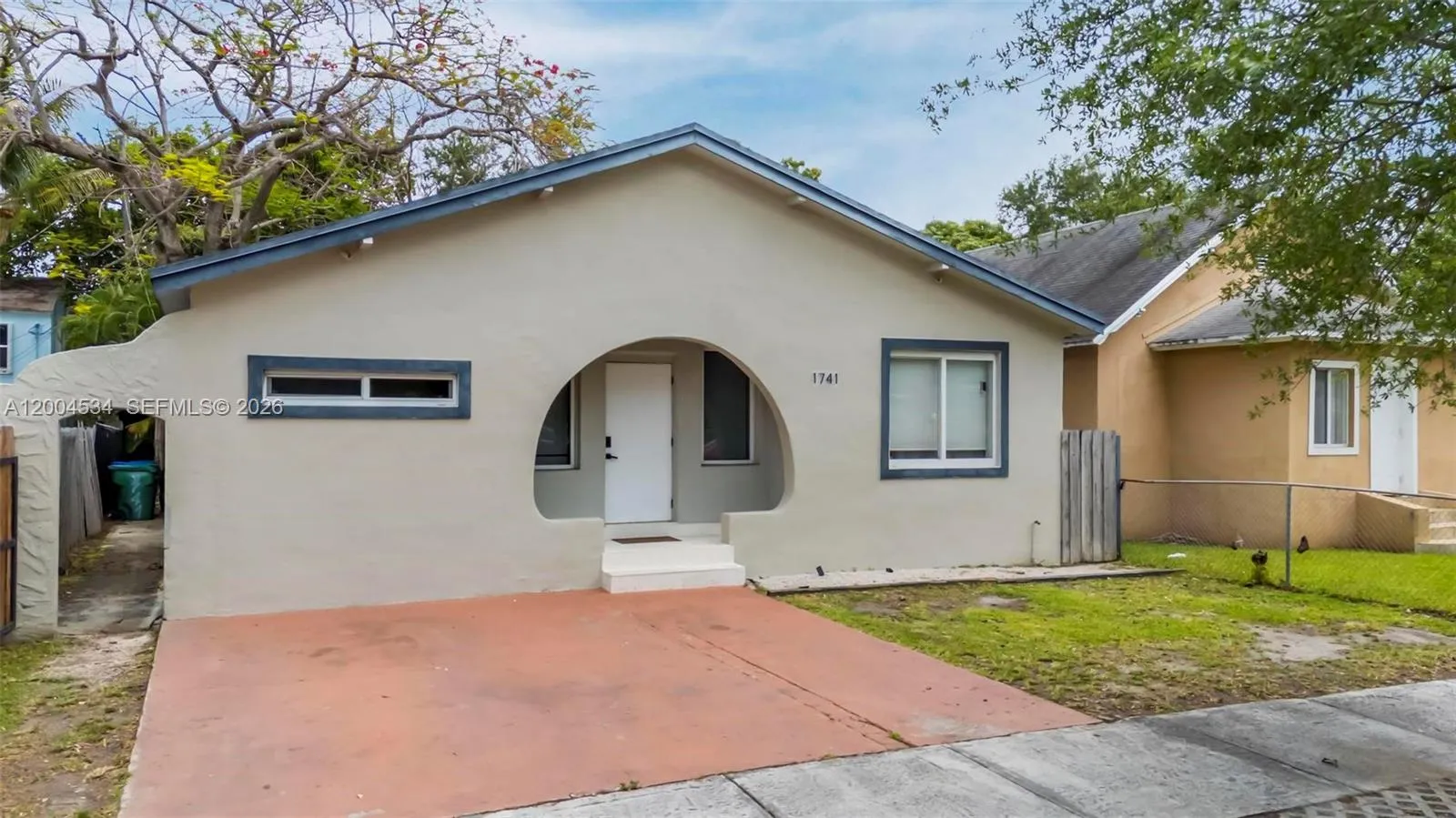 1741 NW 44th St, Miami FL 33142