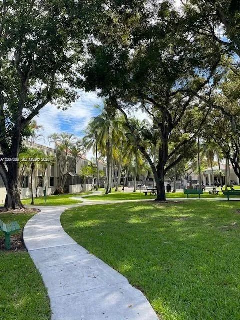 7925 SW 104th St # 202E, Miami FL 33156