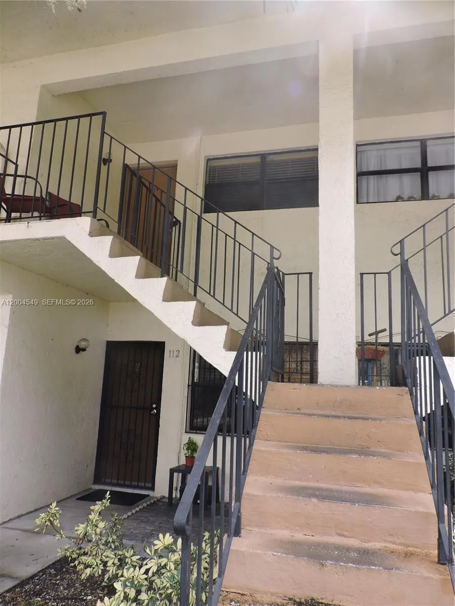 12960 SW 66 LN # 14, Miami FL 33183