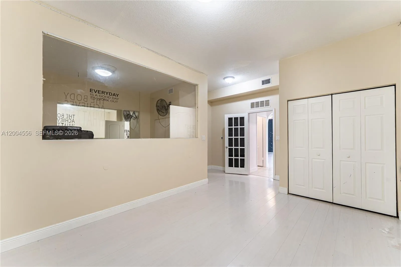 5869 NW 108th Pl, Doral FL 33178