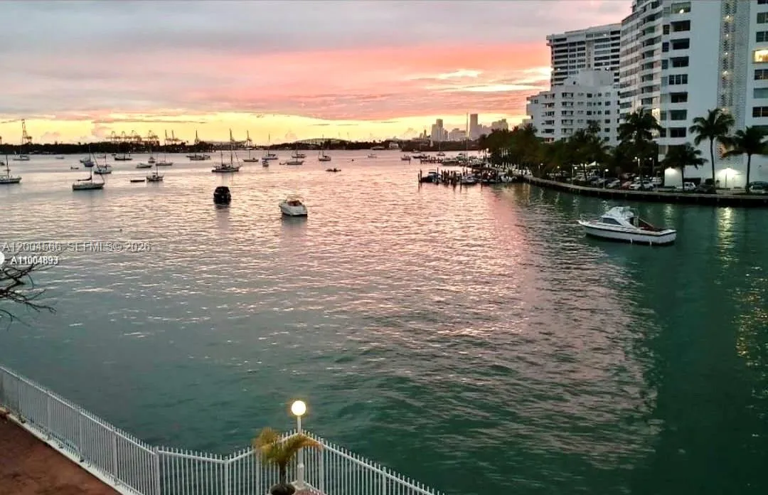 1441 Lincoln Rd # 212, Miami Beach FL 33139