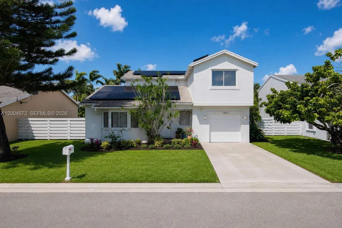 14512 SW 139th Ave Cir W, Miami FL 33186