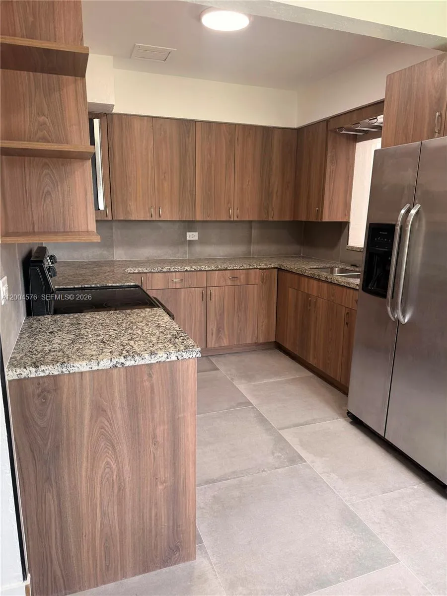 14240 S Biscayne River Rd # 1, Miami FL 33161