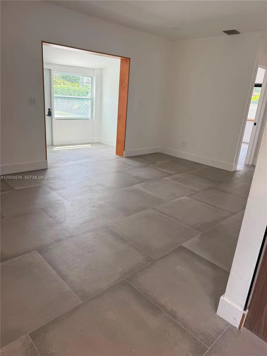 14240 S Biscayne River Rd # 1, Miami FL 33161