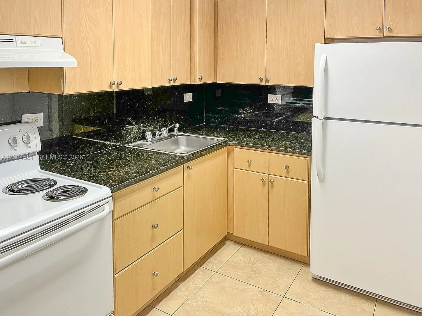 7012 NW 179th St # 209, Hialeah FL 33015