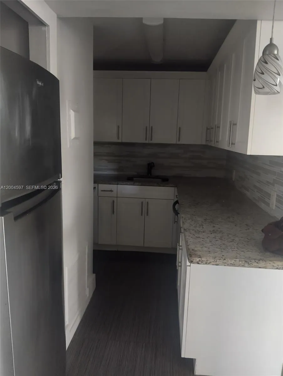 6969 Collins Ave # 402, Miami Beach FL 33141