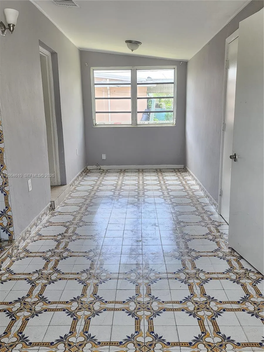 4100 SW 36th St, West Park FL 33023