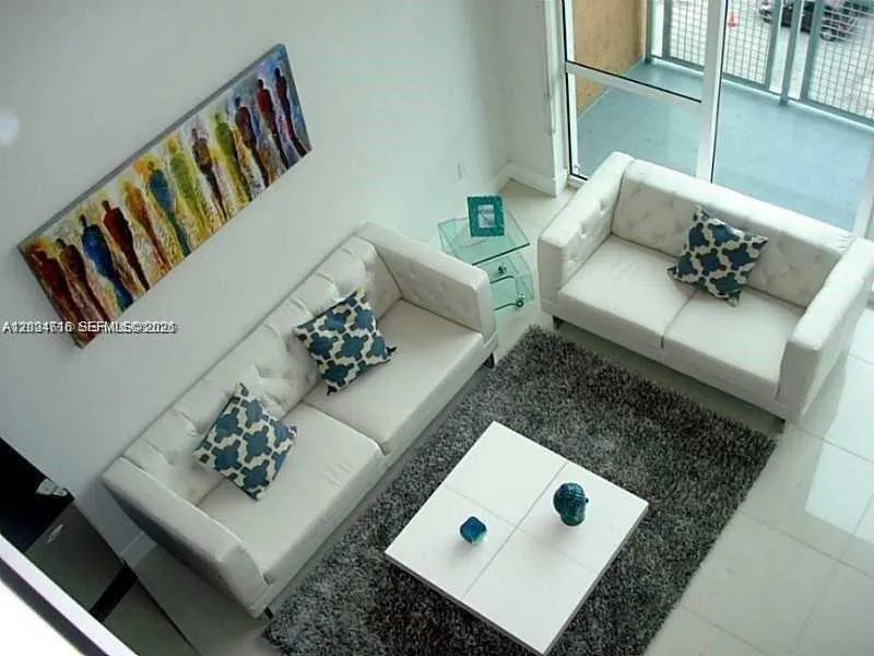 244 Biscayne Blvd # 647, Miami FL 33132