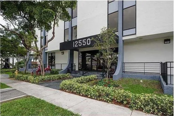 12550 Biscayne Blvd UNIT 403, North Miami FL 33181