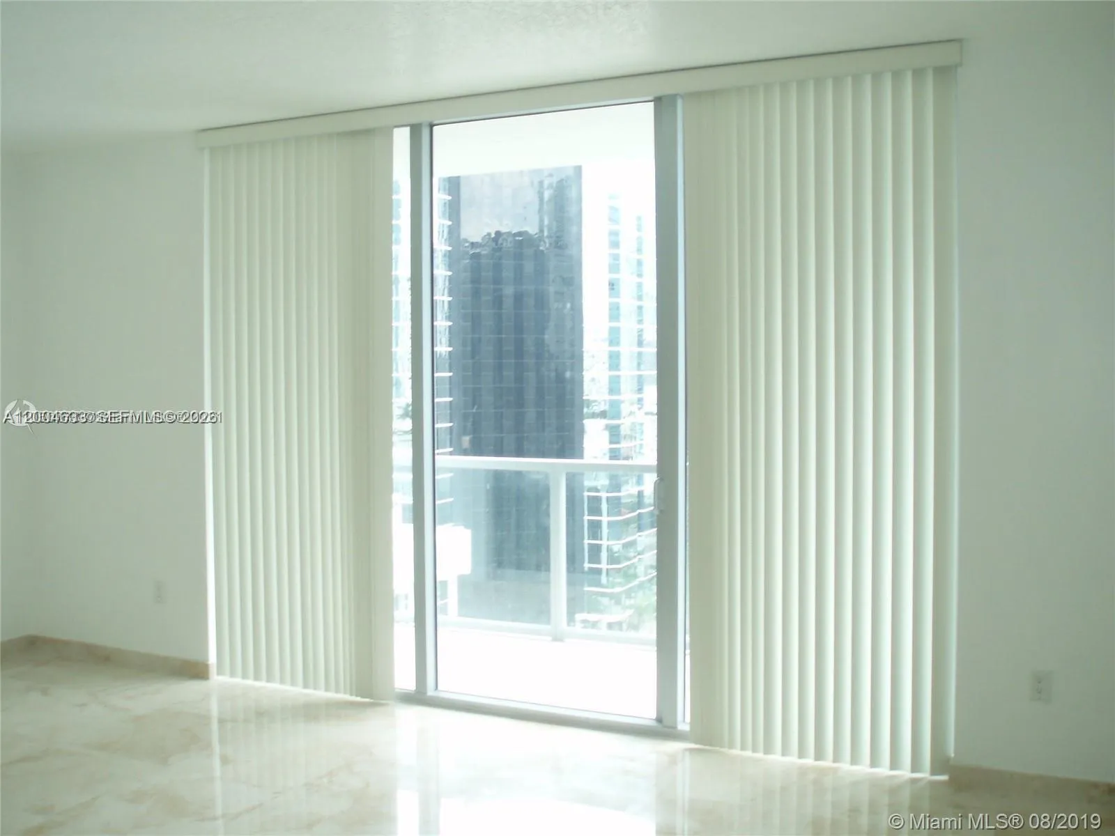 1060 Brickell Ave # 1409, Miami FL 33131
