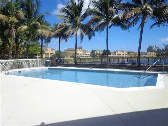 5200 NW 31st Ave # 214, Fort Lauderdale FL 33309