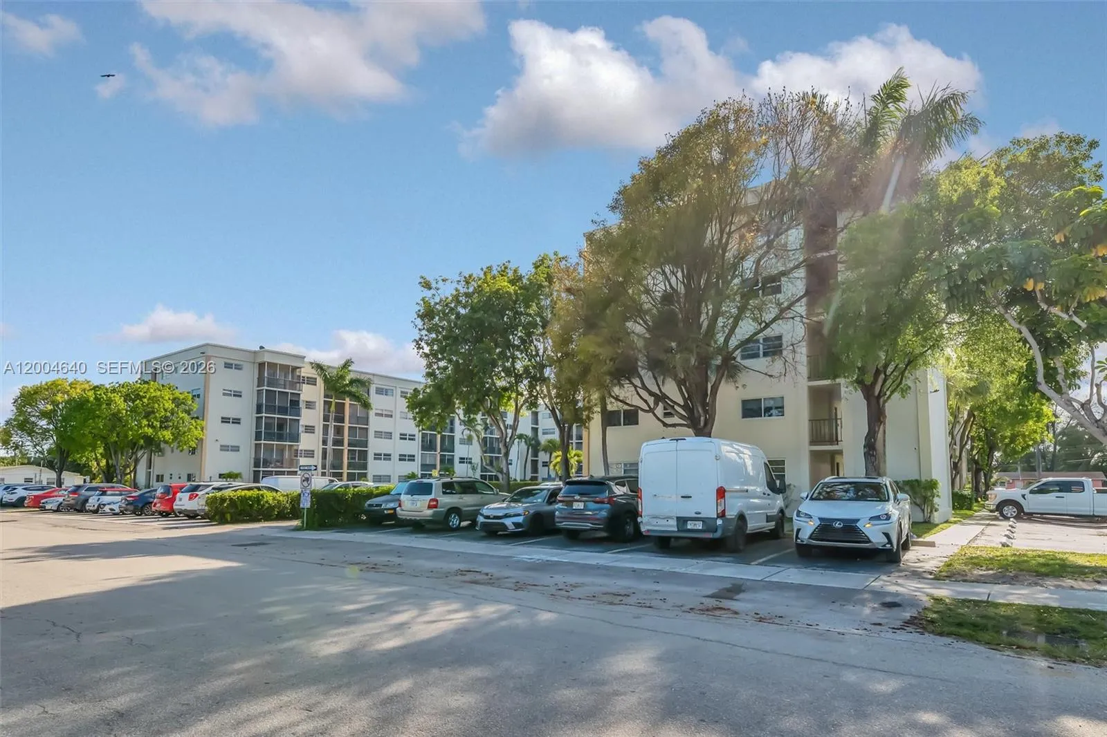 220 SW 9th Ave # 501, Hallandale Beach FL 33009